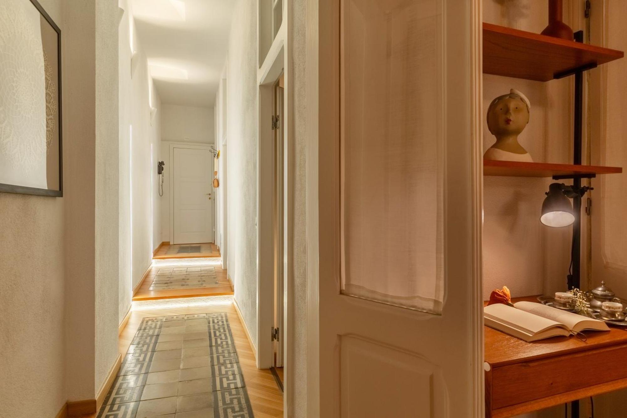 Casa Storica Di Charme Con Vista Mare Nel Cuore Di 卡利亚里 外观 照片